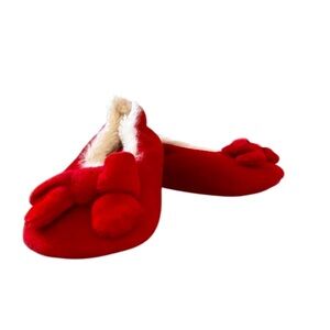 Toddlers Red Velvet Fuzzy Bow Tie Slip-On Slippers size 5/6c